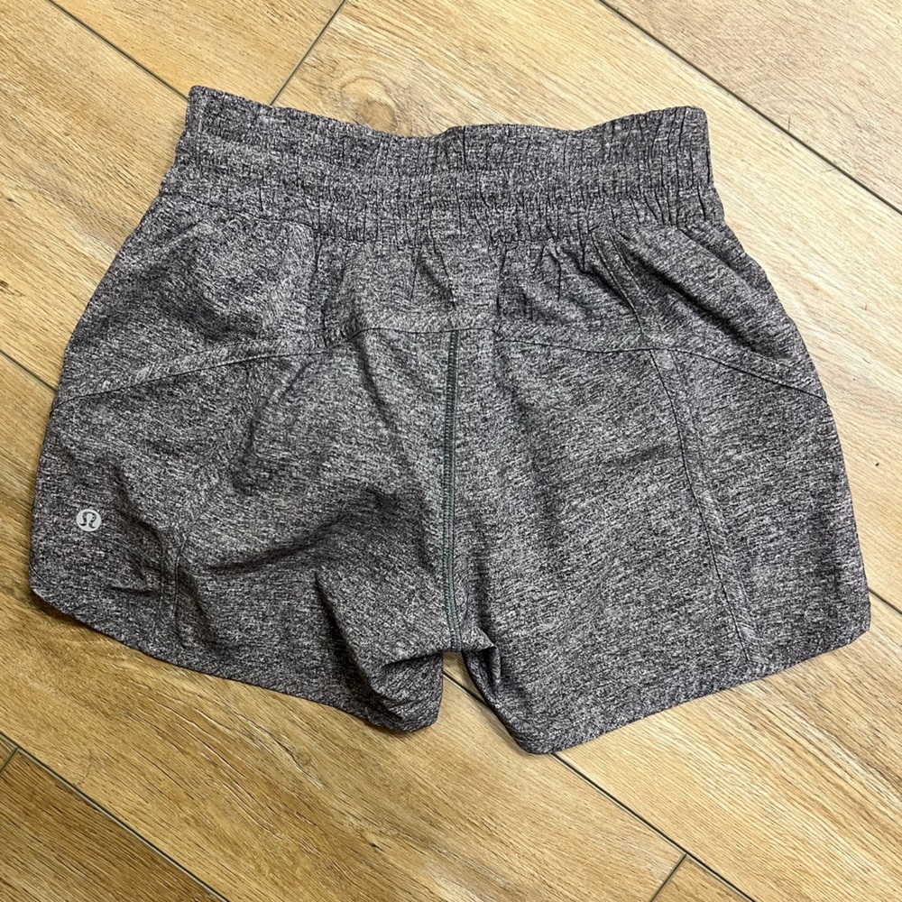 Lululemon Tracker Low-Rise Lined Short 4"